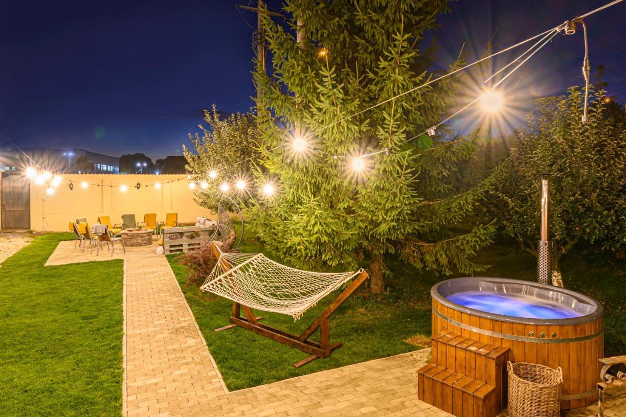 Orchard Villa Braşov Exterior foto