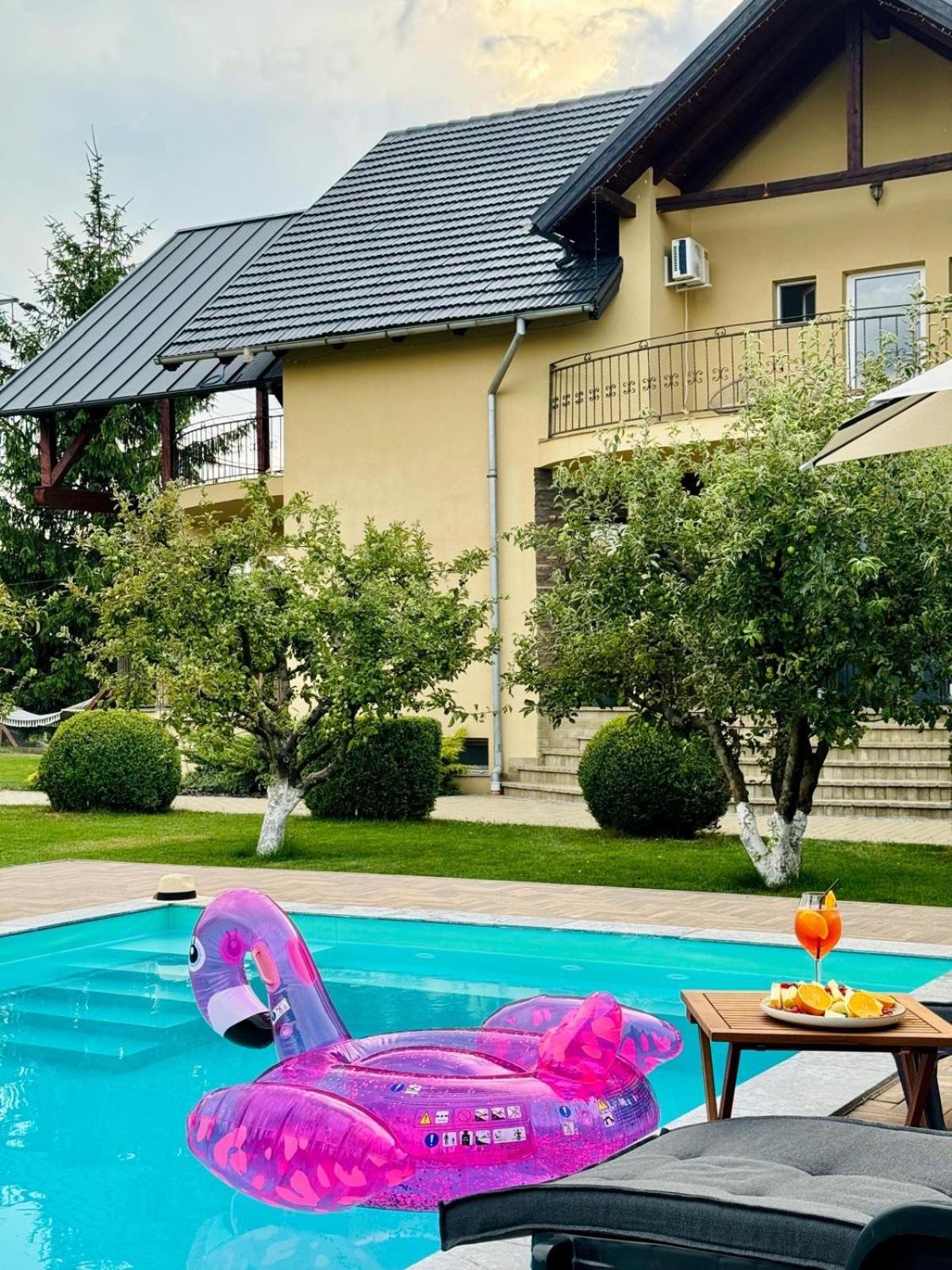 Orchard Villa Braşov Exterior foto