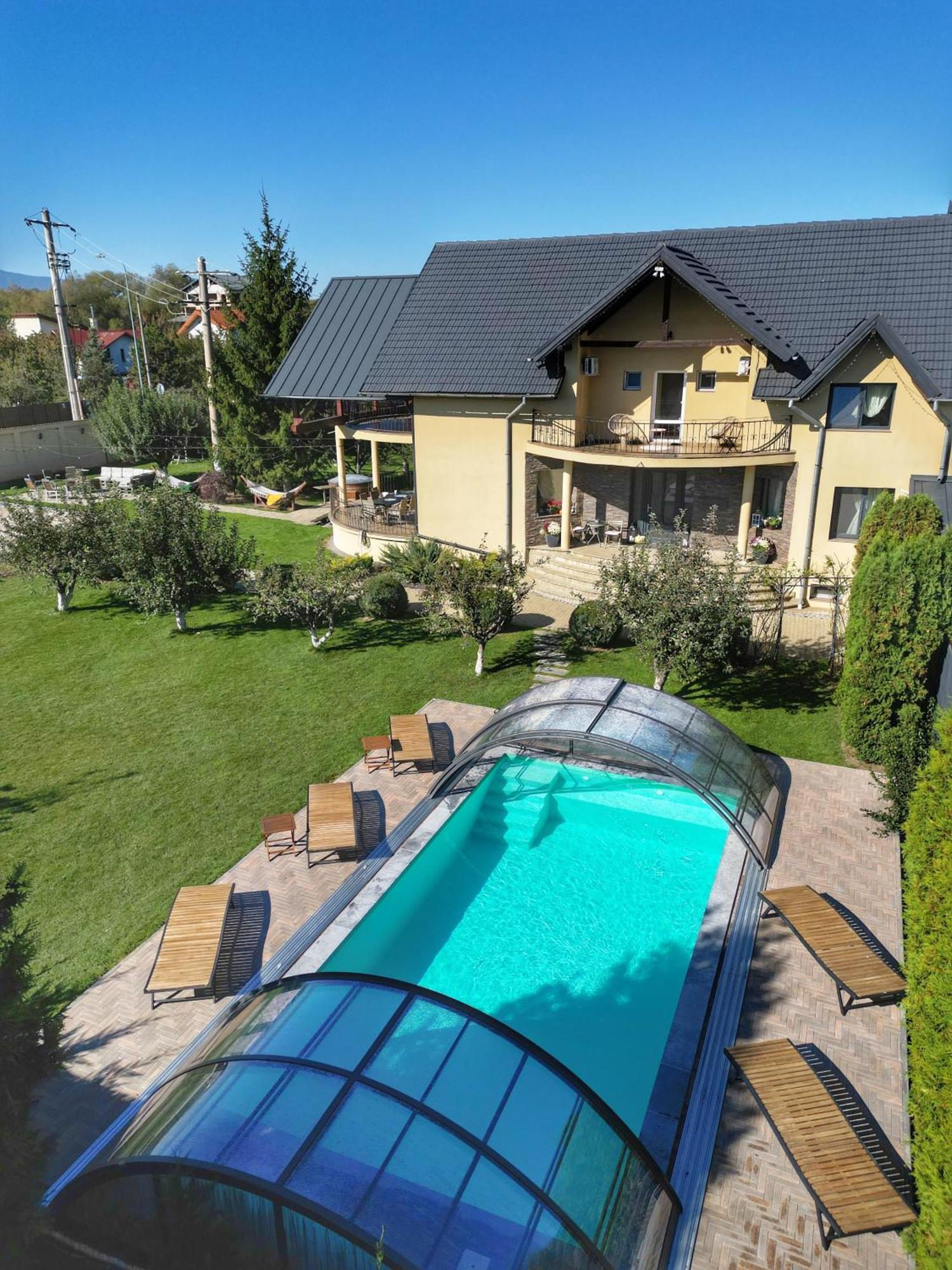 Orchard Villa Braşov Exterior foto