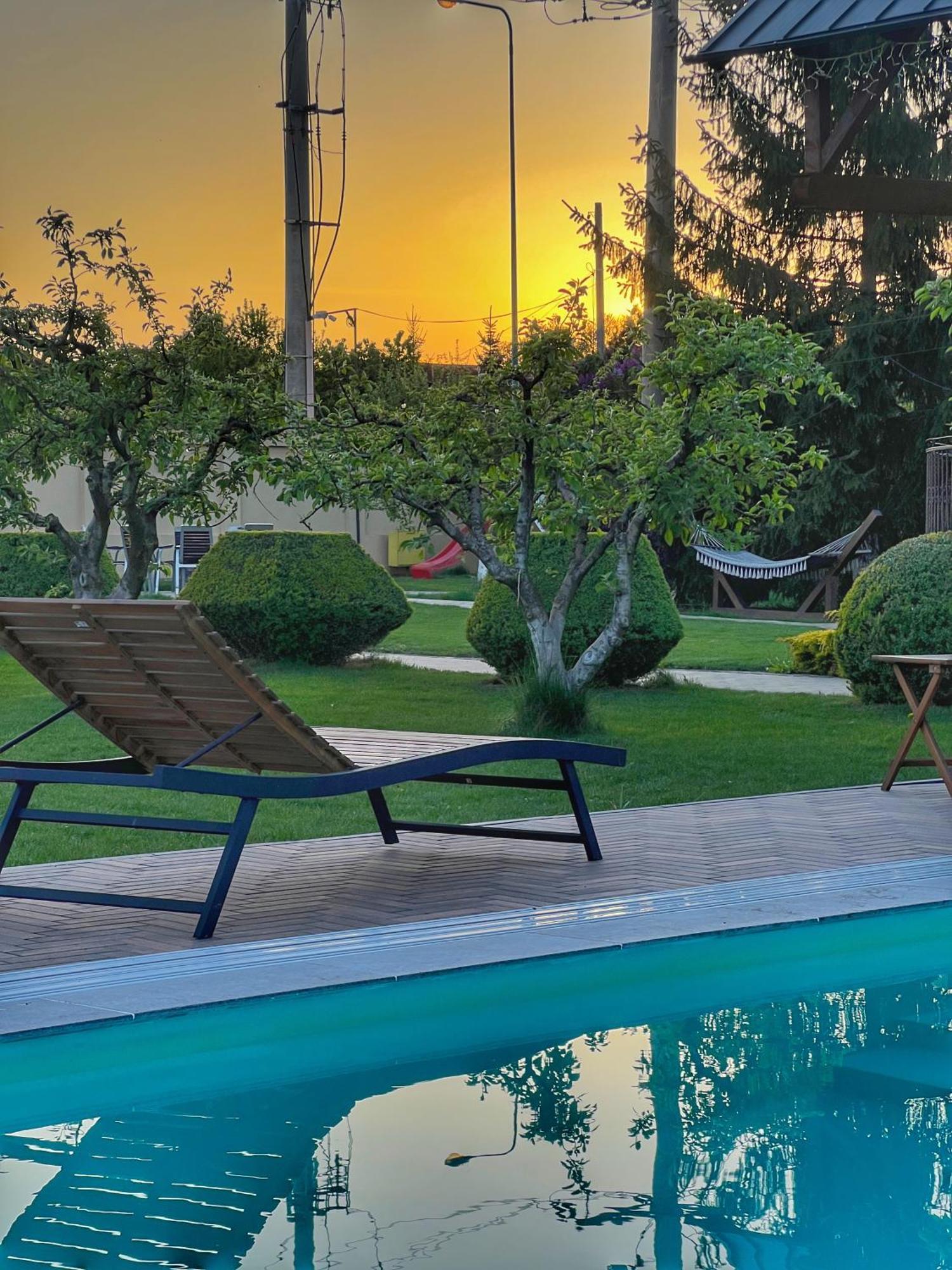 Orchard Villa Braşov Exterior foto